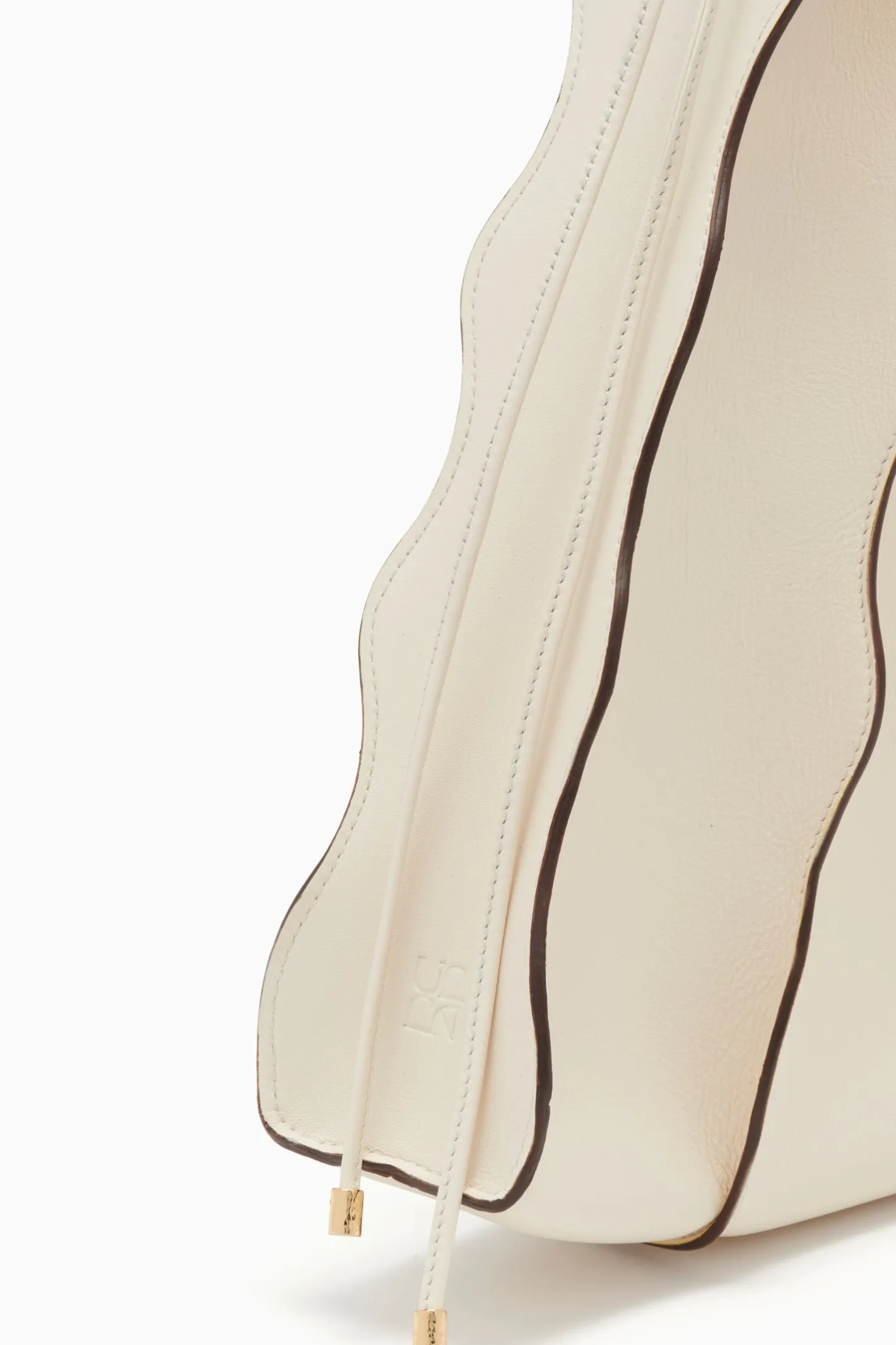 Ulla Johnson Adria Pleated Wave Tote< Handbags